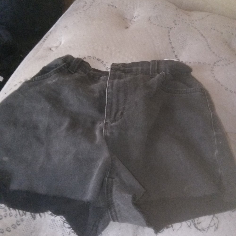 Gloria Vanderbilt Black Jean Shorts